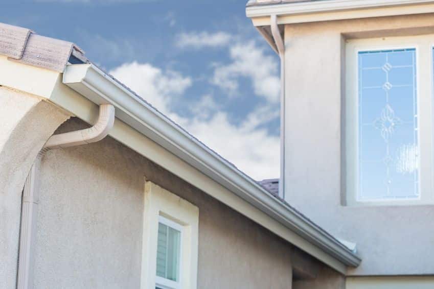 gutter cleaning company in tavares fl