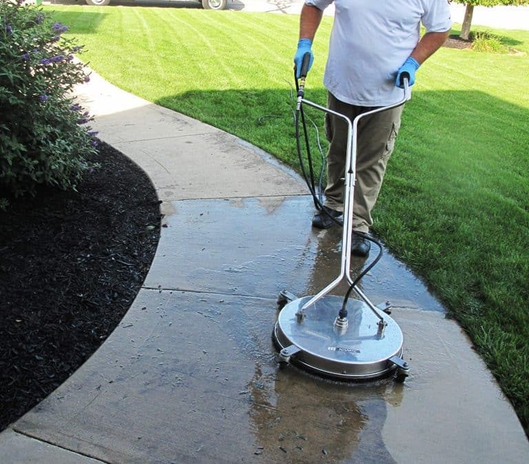 Power washing in Mt Dora FL